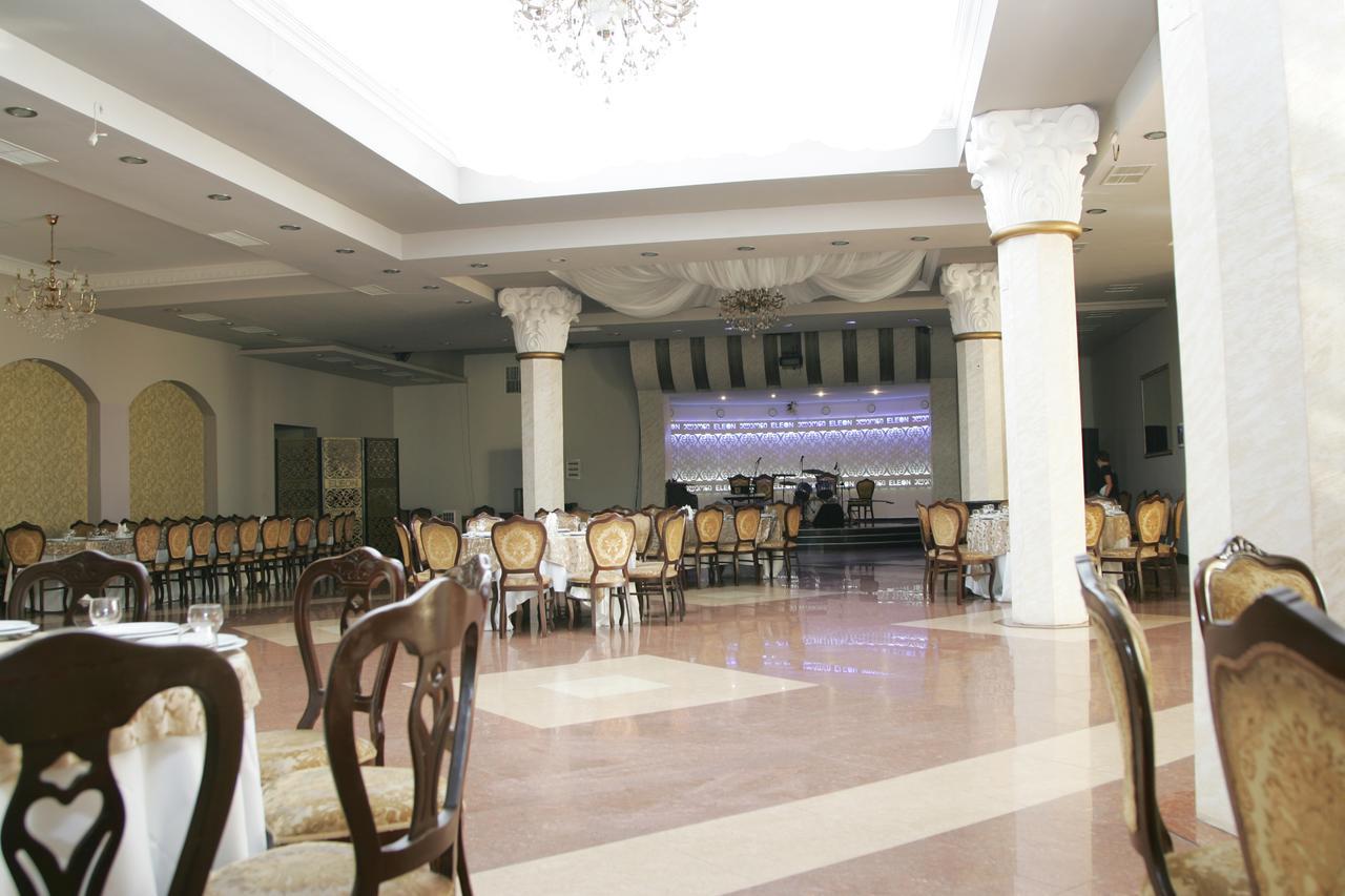 Eleon Hotel Koetaisi Buitenkant foto